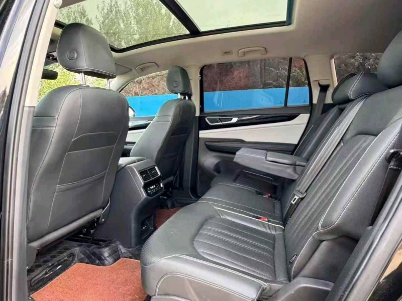 青岛22年大众途昂5