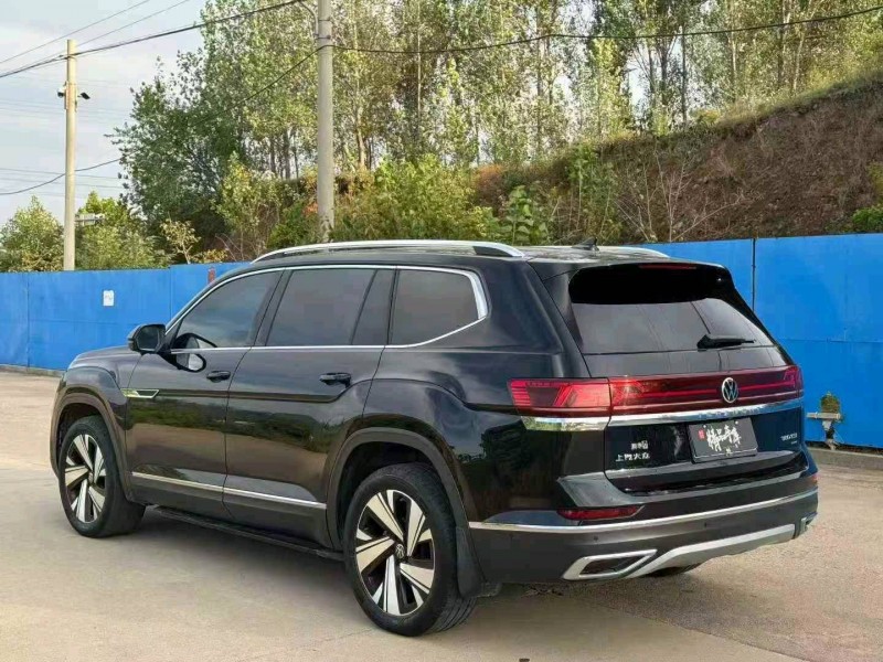 青岛22年大众途昂8