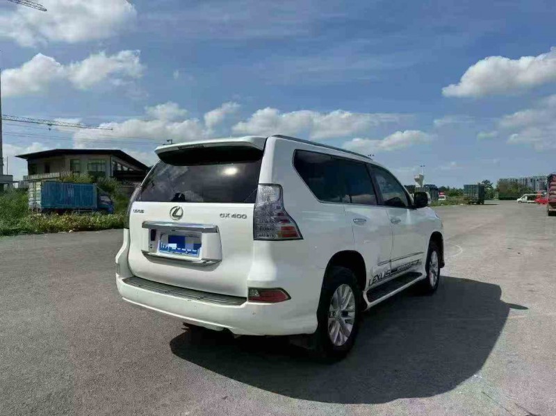 钦州15年雷克萨斯GX7