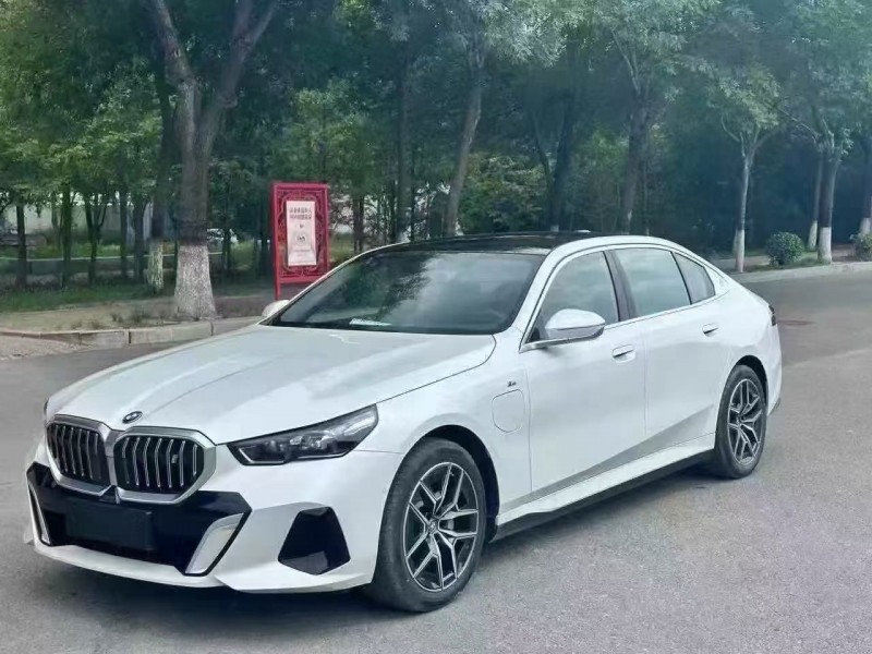 聊城25年宝马i53