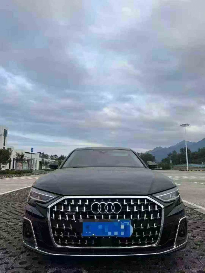 重庆24年奥迪A8L1