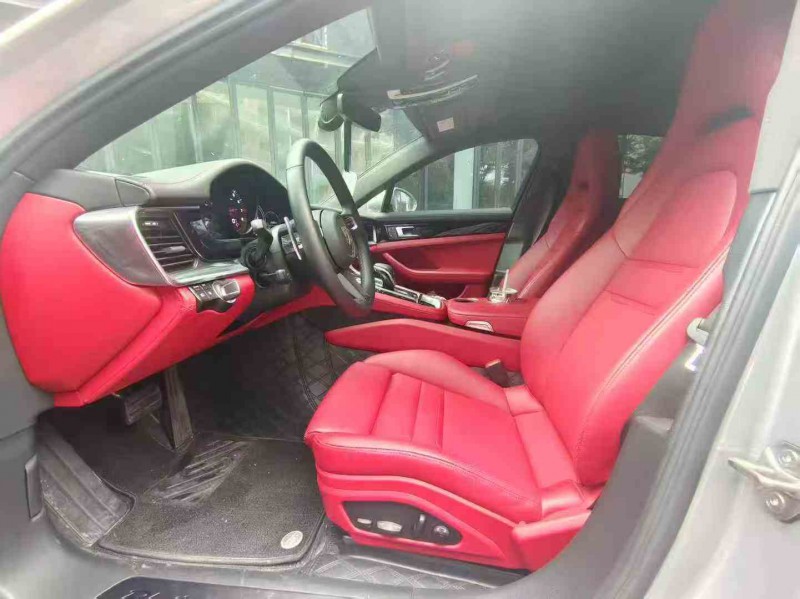 重庆24年保时捷帕拉梅拉6