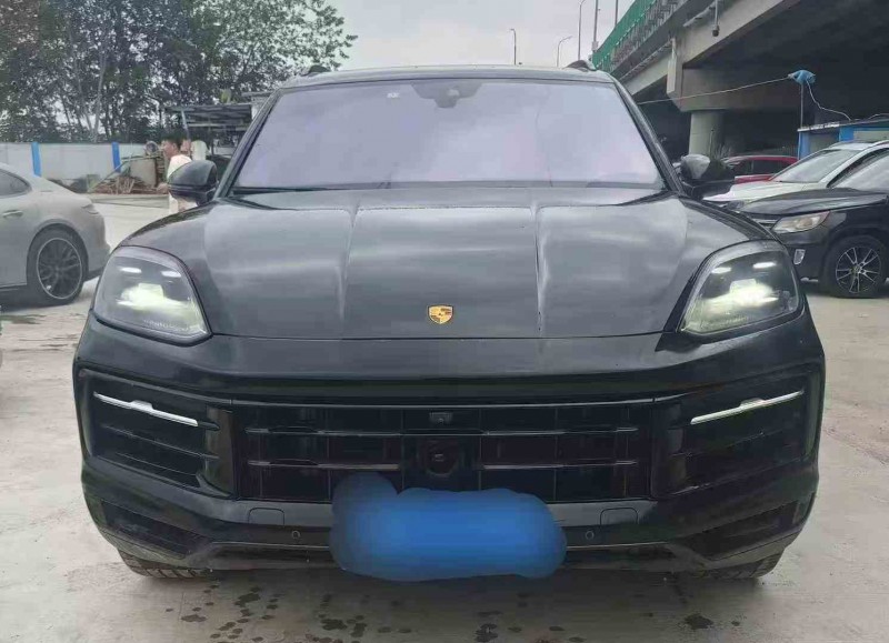 重庆24年保时捷卡宴1