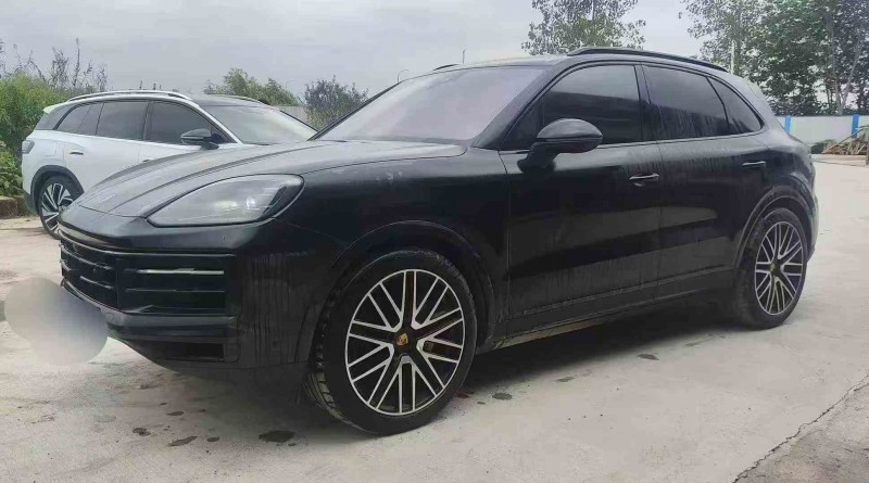 重庆24年保时捷卡宴3