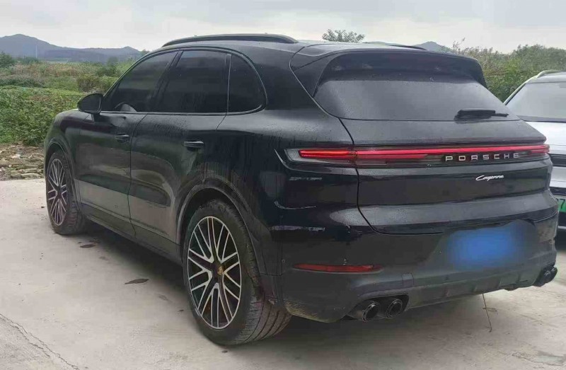 重庆24年保时捷卡宴7