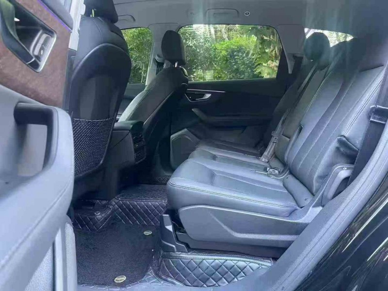 重庆24年奥迪Q74