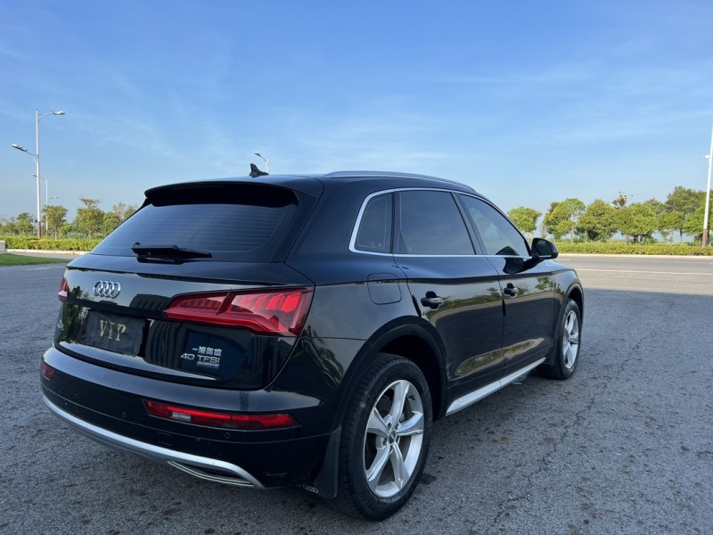 盐城19年奥迪Q58