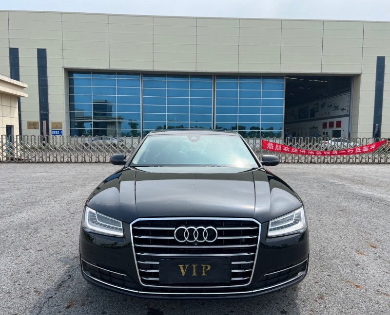 盐城17年奥迪A8L1