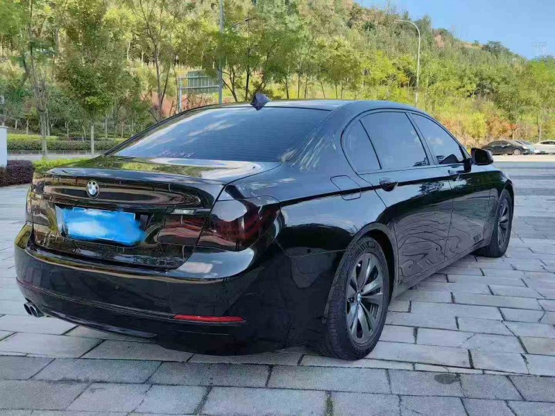 重庆13年宝马7系7