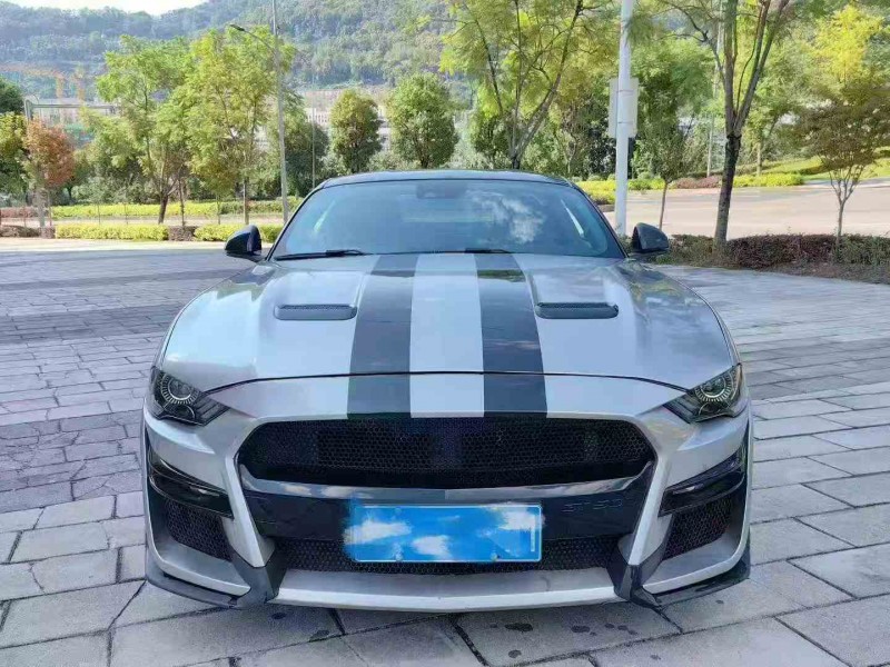 重庆20年福特野马1