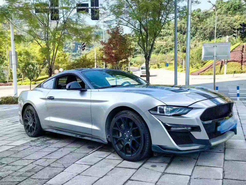 重庆20年福特野马2