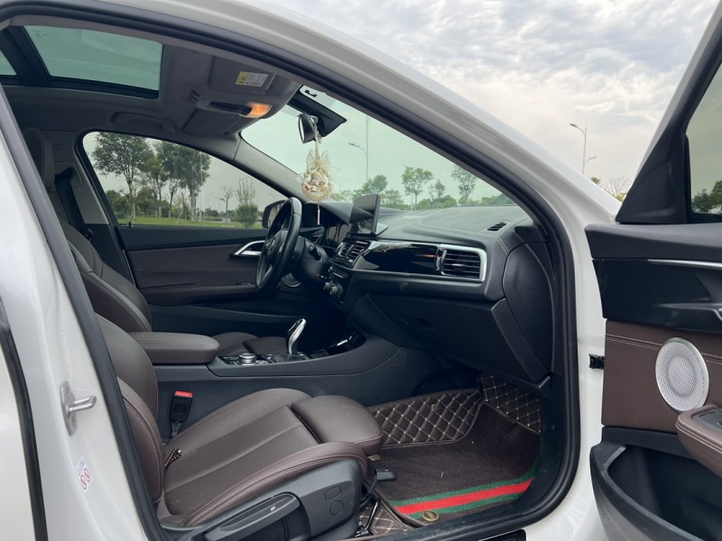 盐城23年宝马1系6