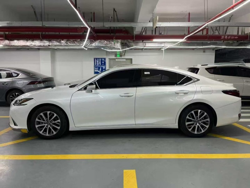 深圳24年雷克萨斯ES7