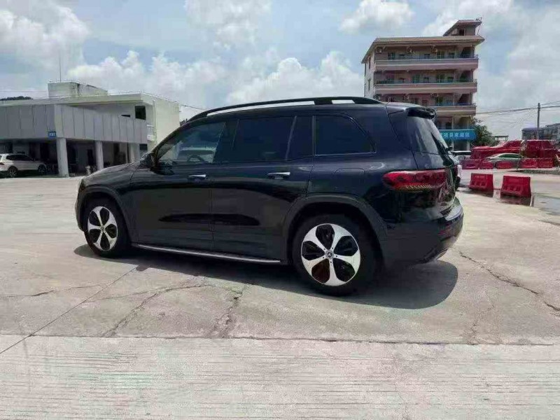 江门21年奔驰GLB8