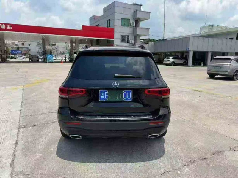 江门21年奔驰GLB9