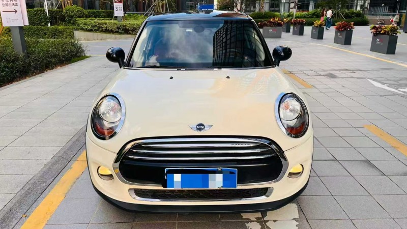 深圳16年MINICooper1