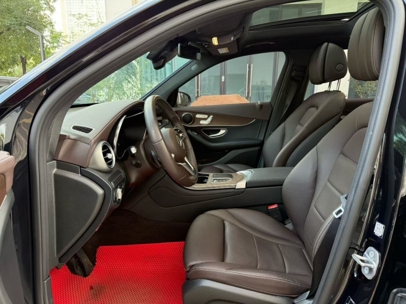 深圳23年奔驰GLC4