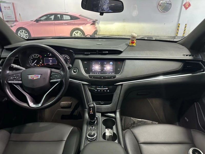 深圳21年凯迪拉克XT63