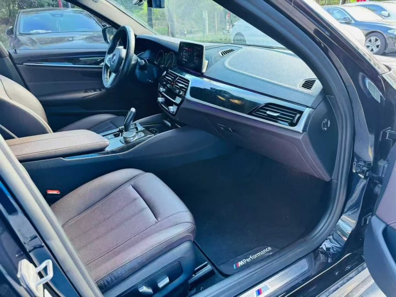 深圳19年宝马5系4