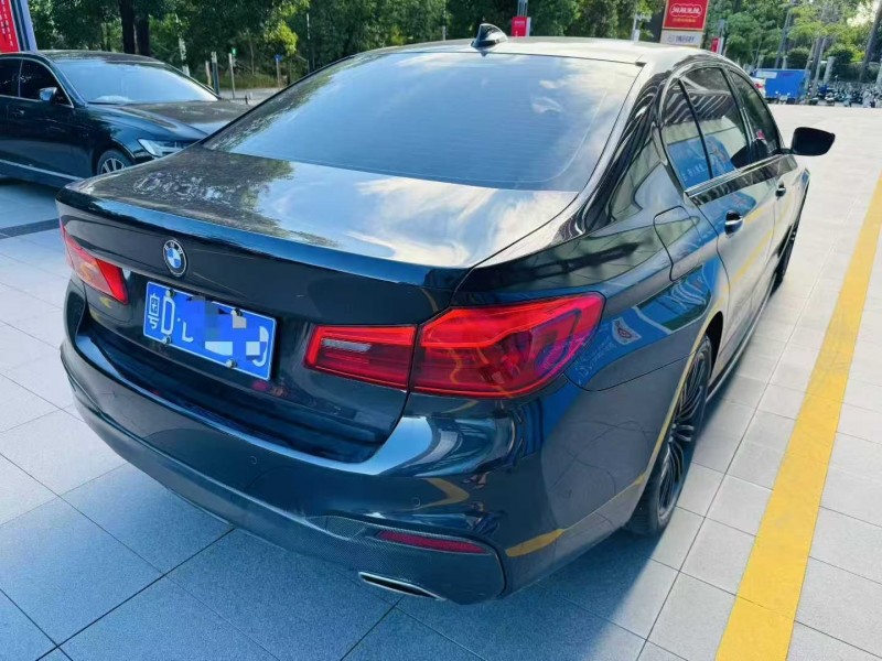 深圳19年宝马5系8