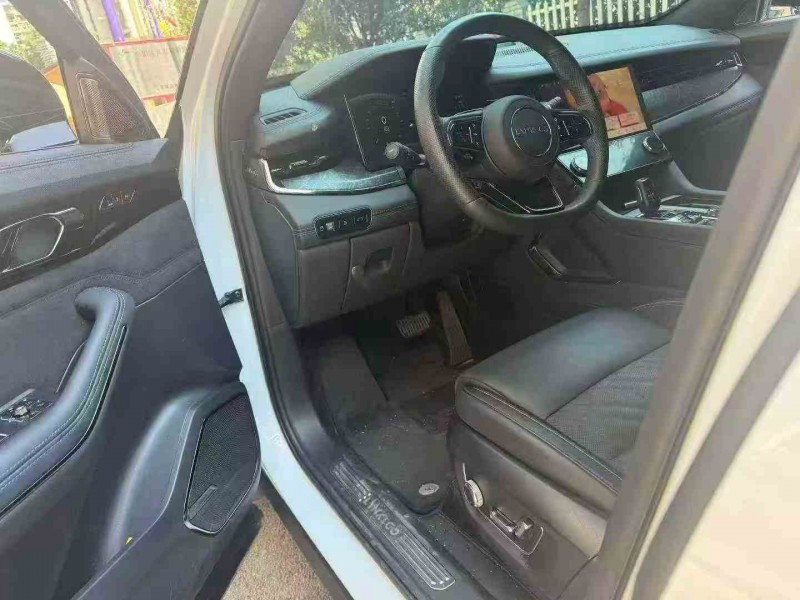 重庆23年领克096