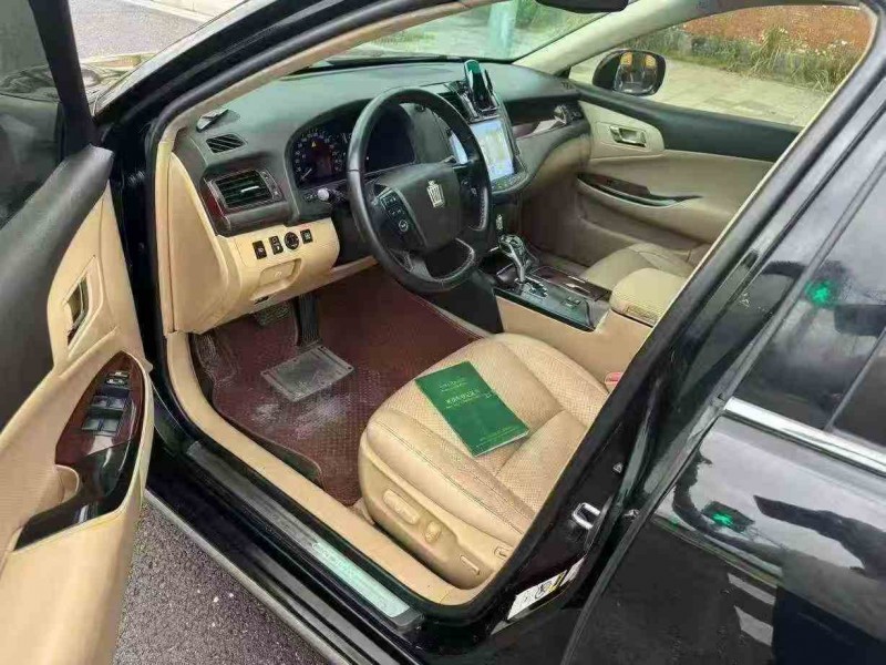 汕头11年丰田皇冠4