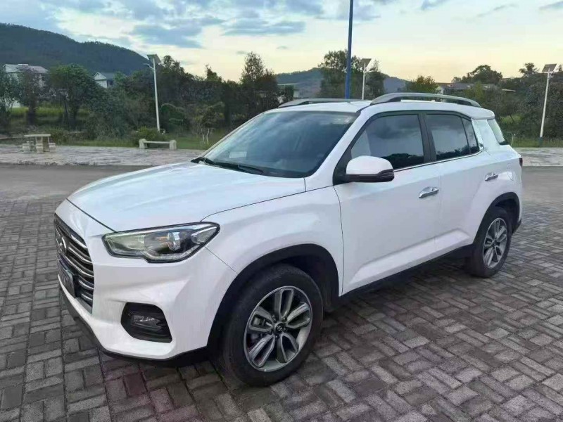 厦门19年现代ix353