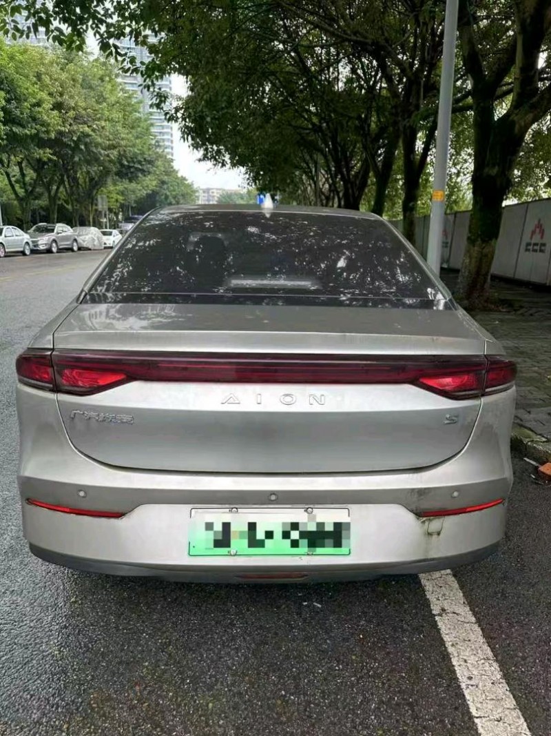 重庆23年传祺埃安S5808