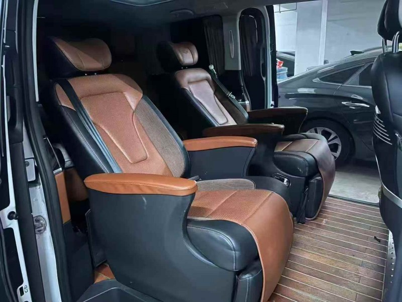 连云港18年奔驰V5