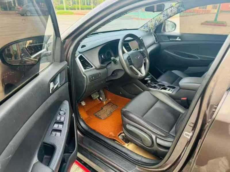 潍坊15年现代途胜4