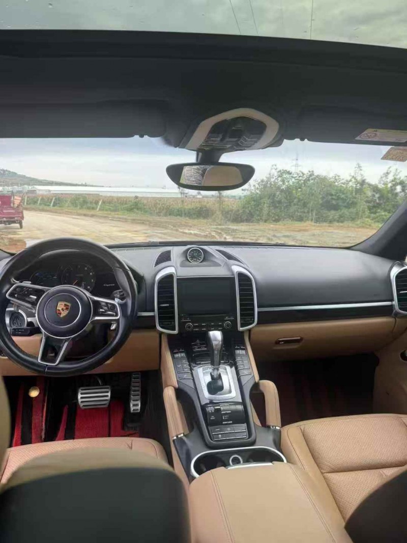 铜陵17年保时捷卡宴4