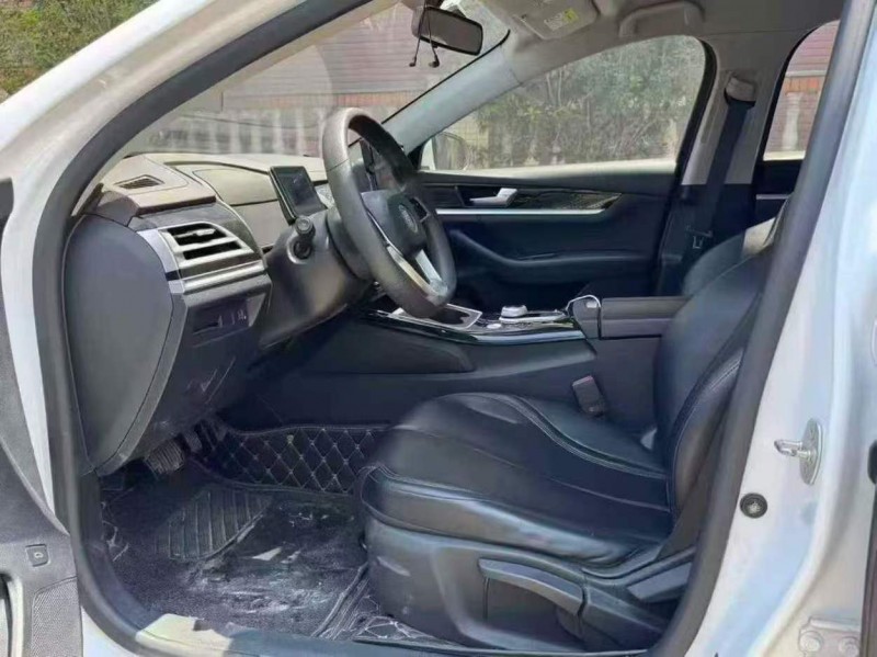 东莞22年比亚迪秦5