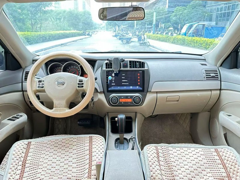 东莞16年日产轩逸4