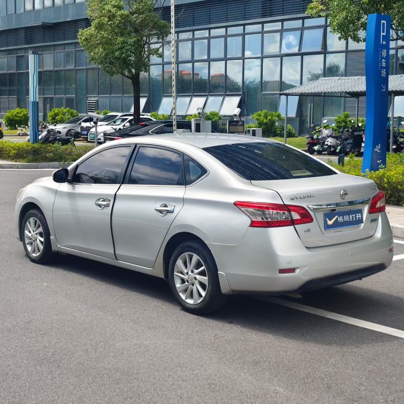 东莞15年日产轩逸8