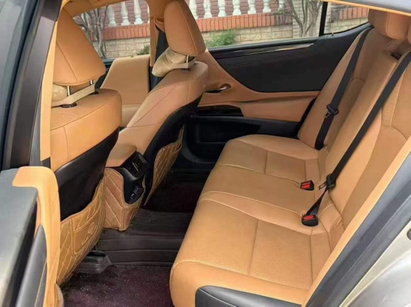 东莞23年雷克萨斯ES5