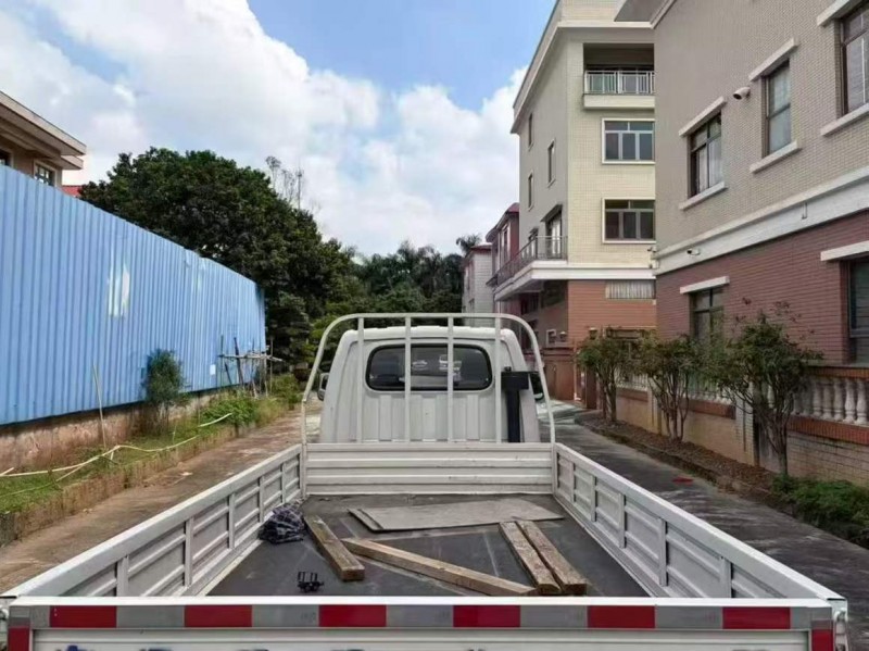 东莞25年长安汽车跨越5