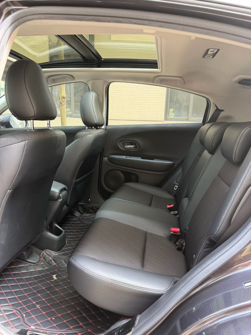 佛山20年本田缤智9