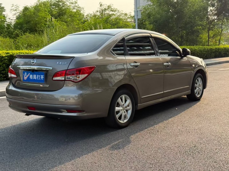 东莞16年日产轩逸7