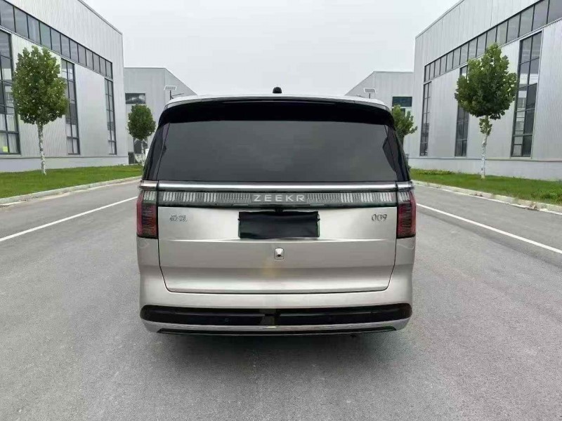 威海23年极氪汽车0099