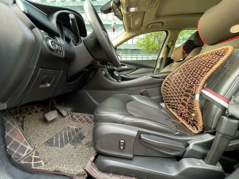 东莞16年别克昂科威6