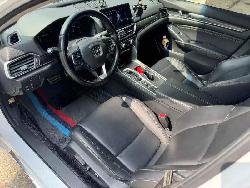 淄博22年本田雅阁5