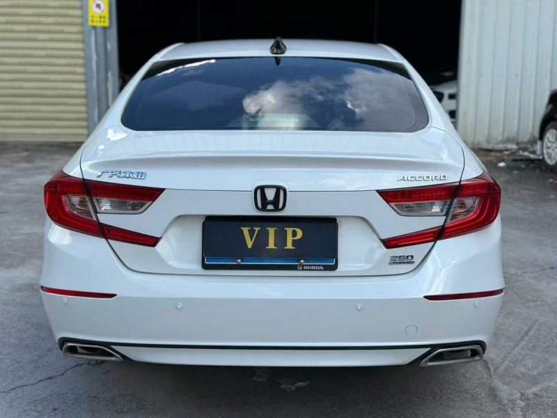 茂名19年本田雅阁3