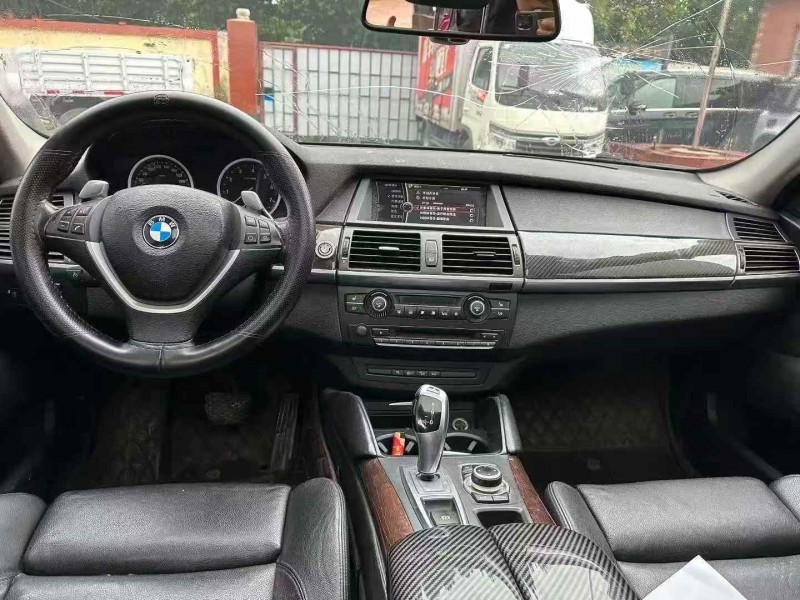 淄博11年宝马X44