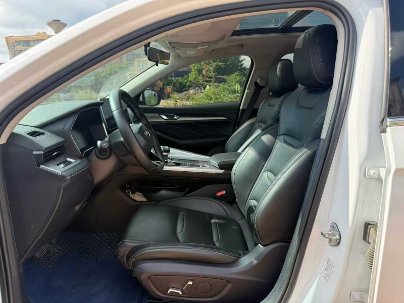 茂名21年吉利星瑞8