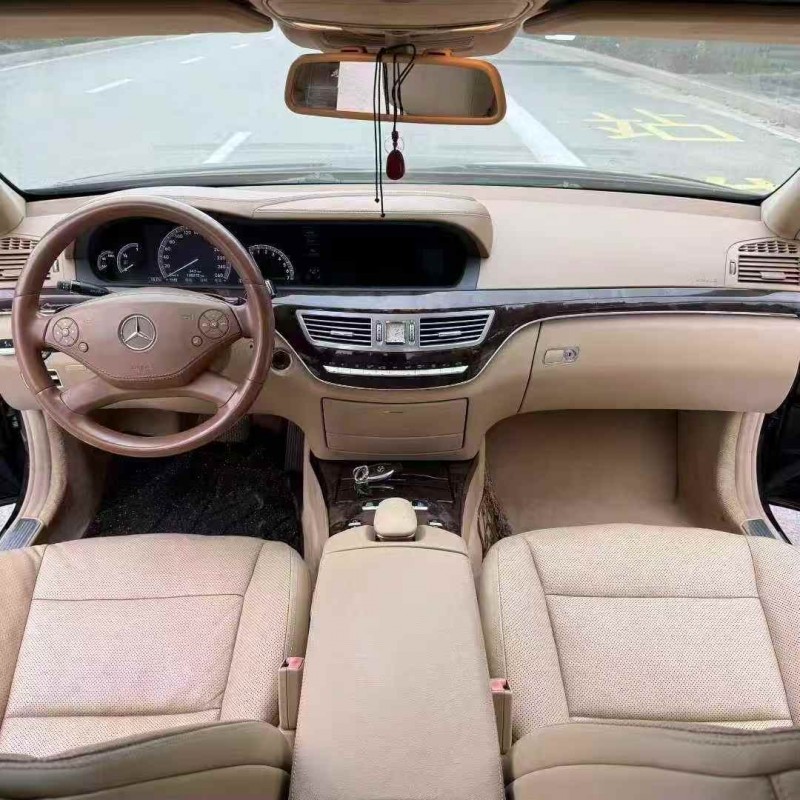 东营11年奔驰S5