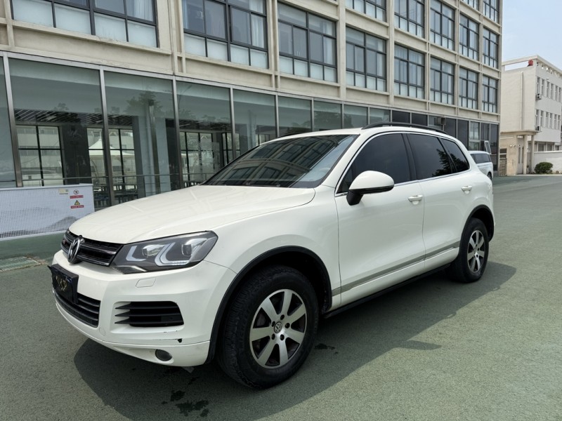 盐城11年大众途锐3