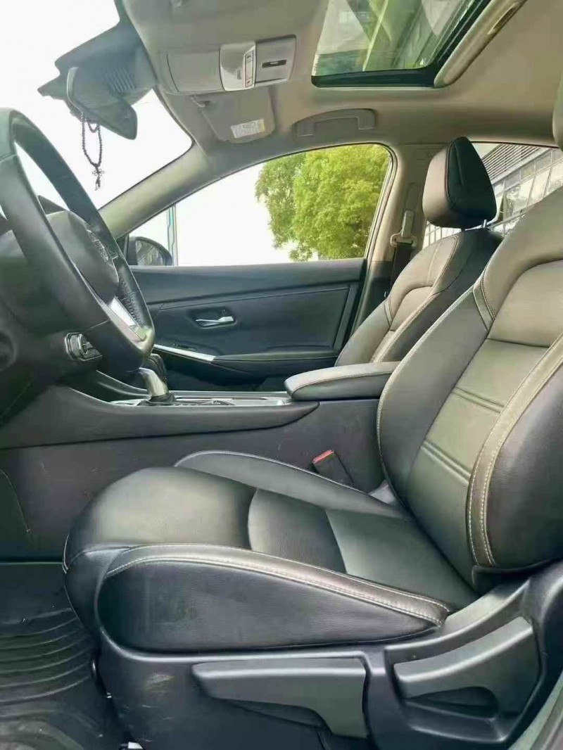 东莞20年日产轩逸5