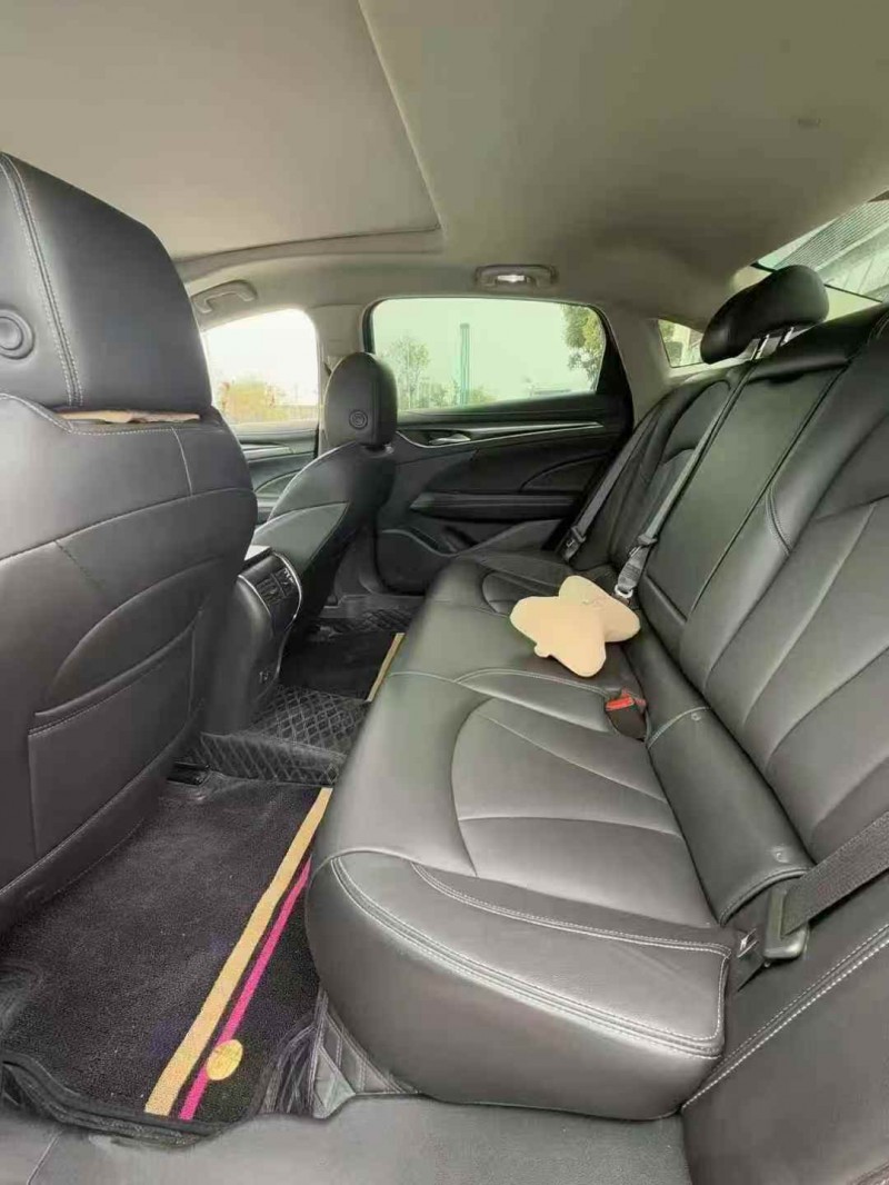 东莞21年别克君越6