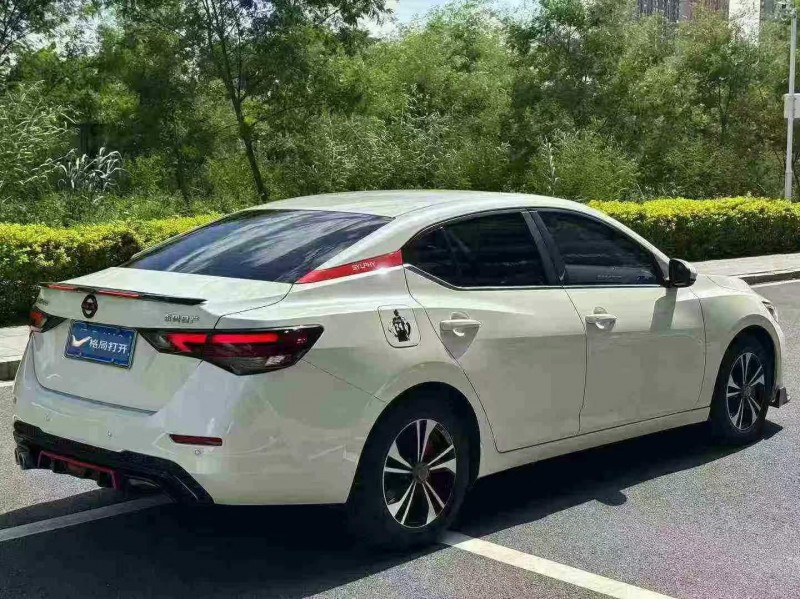 东莞22年日产轩逸7