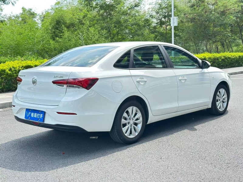 东莞22年别克英朗7